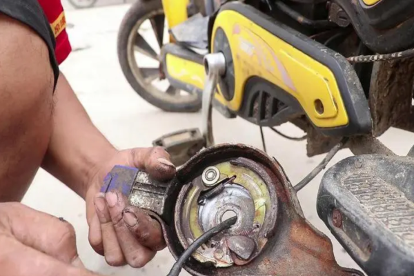 韶关市电动车刹车故障